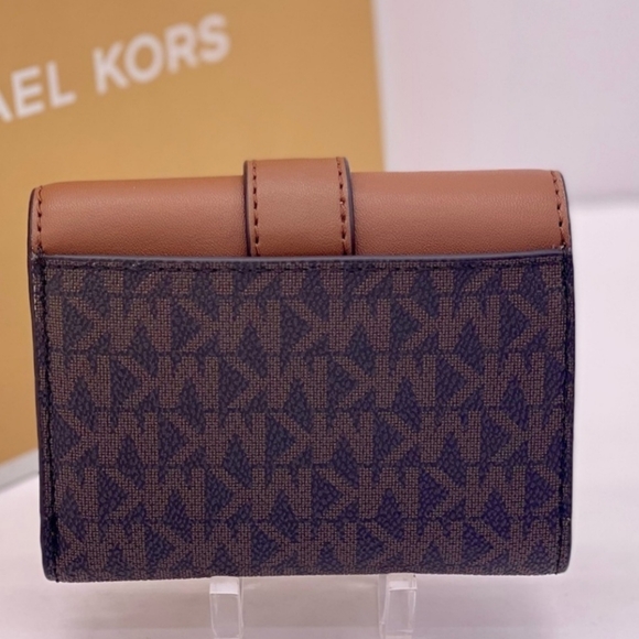 Michael kors wallet - Picture 8 of 12
